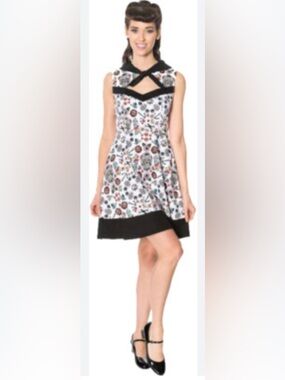 COPY - Banned graphic Sleeveless Dress with Black Accents
